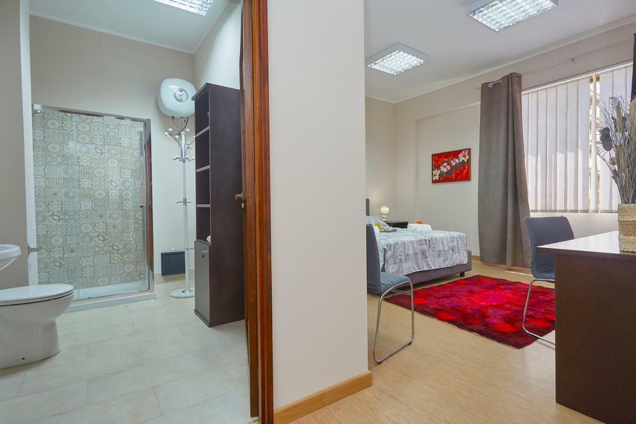 パレルモ Sturzo 44 Bed & Breakfast エクステリア 写真