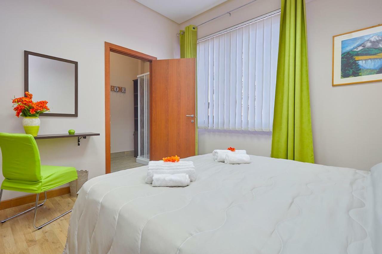 パレルモ Sturzo 44 Bed & Breakfast エクステリア 写真