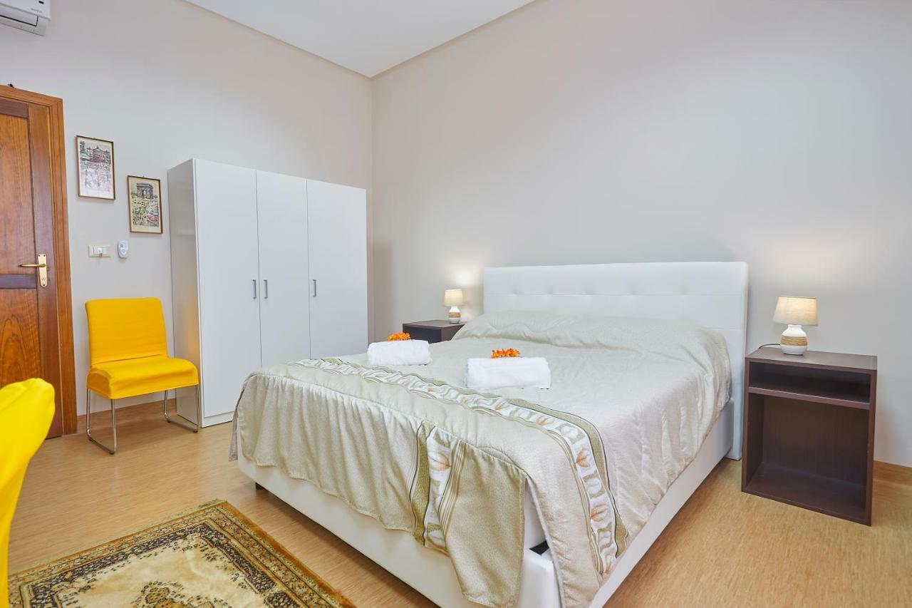 パレルモ Sturzo 44 Bed & Breakfast エクステリア 写真